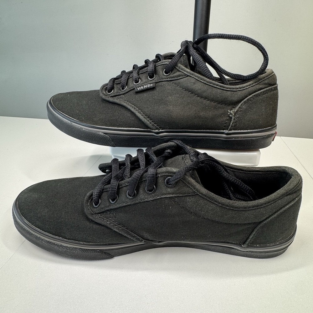 Vans Atwood Low Triple Black Canvas Sneakers Womens Size 7 Skate Shoes VN000NJO1